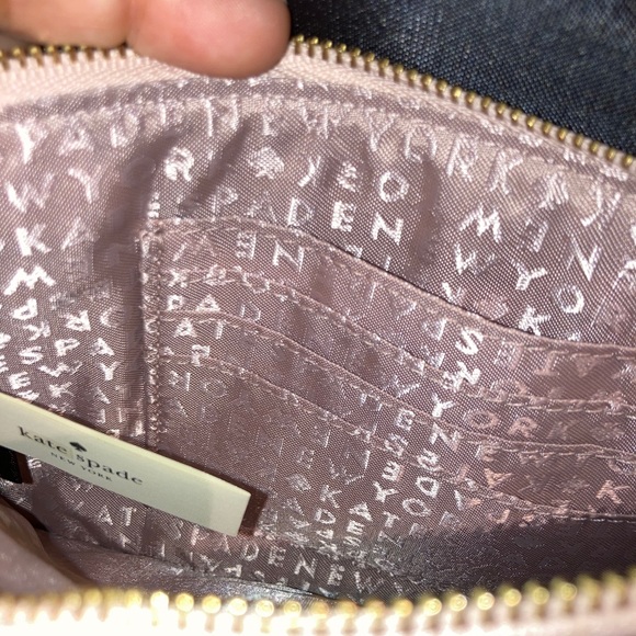 BRAND NEW Kate Spade metallic Blush Pink Wristlet - Picture 2 of 5
